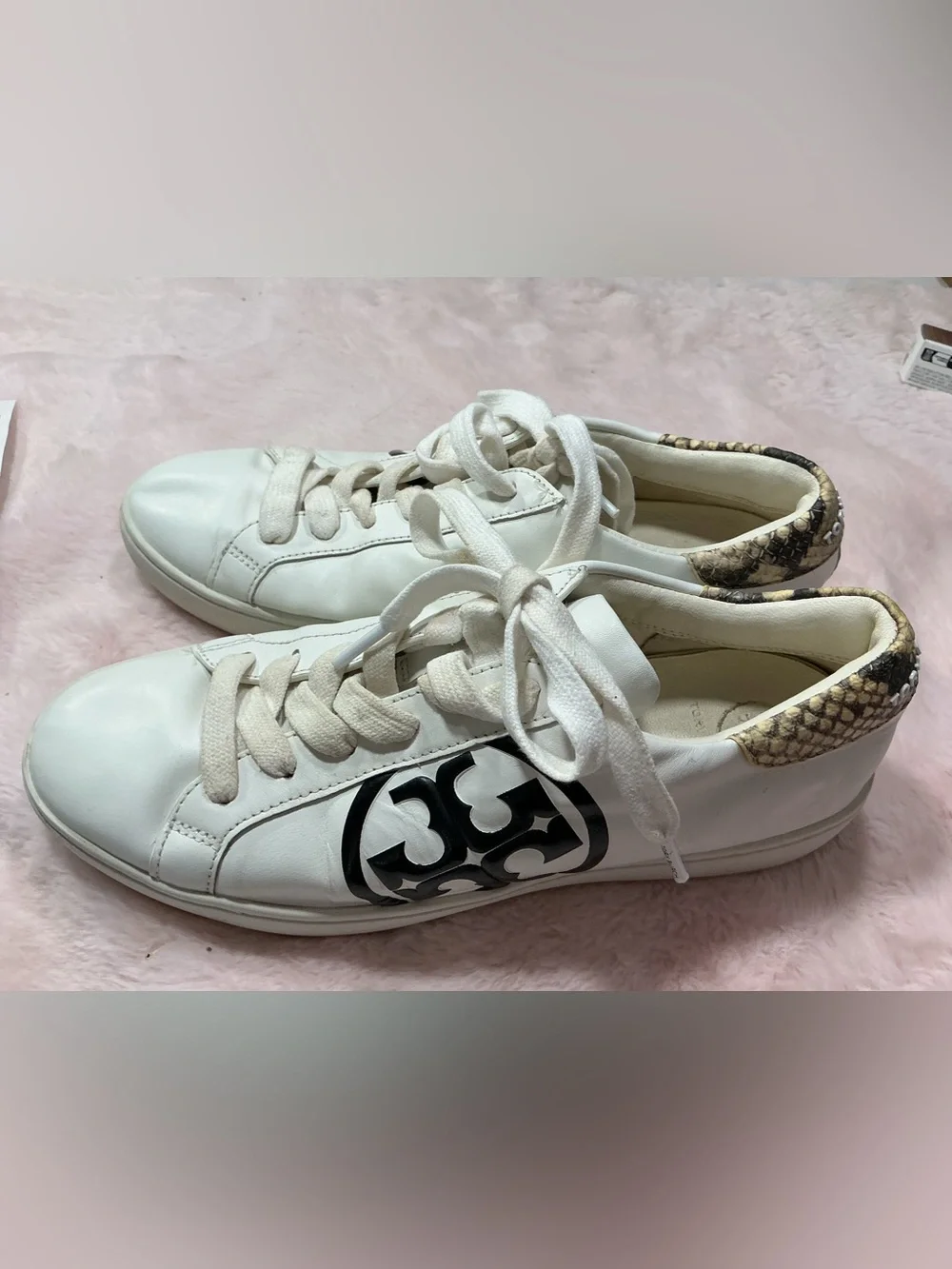 Tory Burch White Leather Sneakers with Black Logo and Snakeskin Trim 159